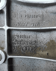 Audi A8 D3 łapa podpora skrzyni 4E0803803D 2
