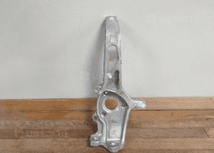 ZWROTNICA PRZEDNIA PRZÓD LEWA TESLA MODEL 3 1044311-00-E 2017 1