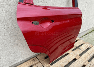 Drzwi tyl tylne prawe hyundai kona i 1 2017-  listwy bardzo ladne 2