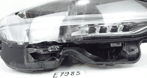 Volvo S90 V90 full led lampa prawy przód 2016- 31468907 2