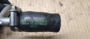 Rurka smarowania turbiny oleju BMW X1 Lift E87 2.0D 7808757 7807796 7
