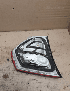 Lampa w klapę prawy tył citroen C4 picasso nr 9653547677 4