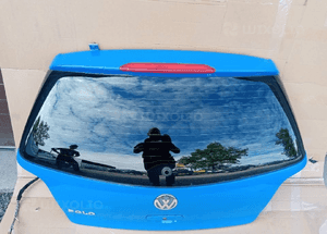 Klapa bagażnika VW Polo 9N LIFT LA5F bez rdzy 1