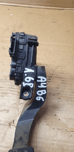 Pedał gazu potencjometr Audi A4 B6 1.6 8EI721523A 8E1721523A 7