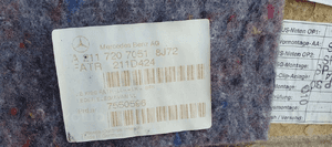 Boczek tapicerka prawy przód przednia prawa Mercedes W211 6