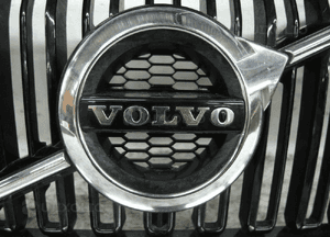 Volvo XC60 ii 2 idealny grill atrapa 6
