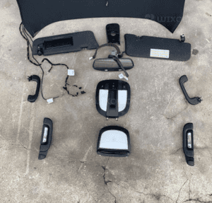MERCEDES mL 164 podsufitka czarna pakiet AMG lampka uchwyt 3