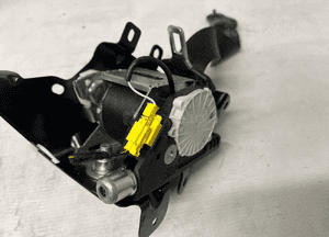 Mercedes W204 pas bezpieczeństwa prawy tył A2046301831 4