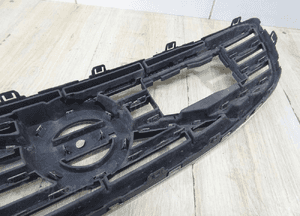 VOLVO V70 III LIFT GRILL ATRAPA CHŁODNICY POD RADAR 31383596 LLU 7