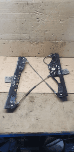 Mechanizm podnośnik szyby prawy przód Mercedes E-Klasa W211 A2117200246 1