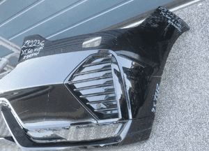Zderzak przedni przód volvo XC60 ii r-design lift 32234958 2021- 16