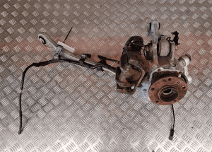 BMW F10 ZWROTNICA PRAWA PRAWY TYŁ TYLNA PIASTA 6793770 1
