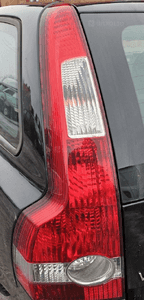 Volvo V50 lampa tył tylna  lewa 1