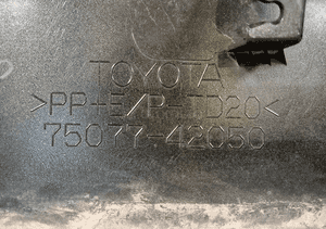 Listwa na drzwi prawy tył toyota RAV4 rav 5 v 2019- 6