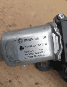 SILNICZEK WYCIERACZKI SKODA FABIA 2 5j9955711A 2