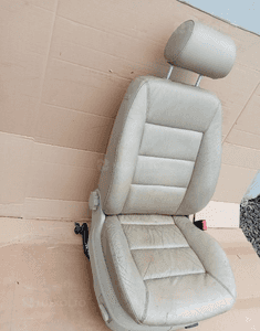Fotel pasażera prawy przód Audi A6 C5 Kremowa skóra 4