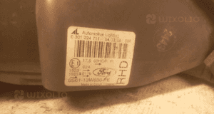 Przod przednia lampa lewa ford fiesta MK6 4