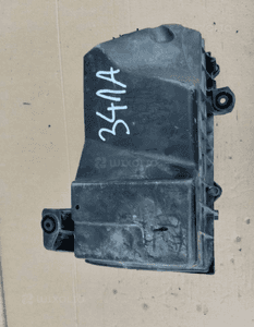 Obudowa filtra powietrza audi A3 8L 1.8 b 1J0129607K 4