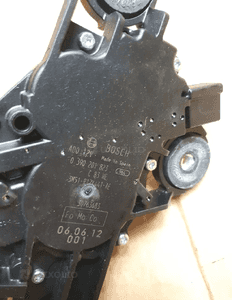 VOLVO V50 SILNICZEK WYCIERACZKI 0390201823 2