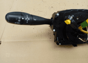 Peugeot 207 przelacznik zespolony pod kierownice 96661306XT  9665728XT 96630724XT 7