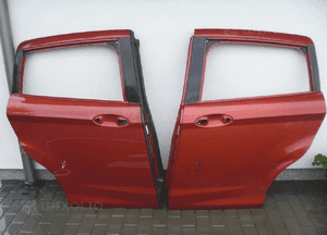 Ford b max drzwi tylne prawe lewe 2
