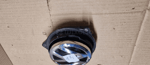 Klamka klapy bagażnika emblemat VW Passat B8 3G5927469 3
