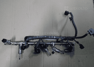 LISTWA WTRYSKOWA LEXUS IS 300H 82125-30560A RADOM 1