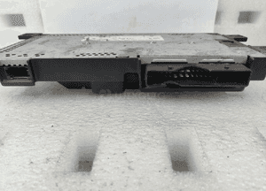 Vw ag audi A4 S4 B9 8W wzmacniacz dynaudio 8W0035223B 4