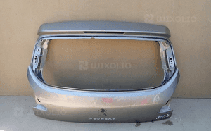 Klapa tył pokrywa bagażnika peugeot 3008 2009- 1