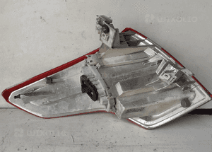 Lampa tyl tylna prawa citroen C4 picasso 4