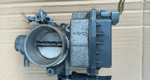 Peugeot 307 407 Citroen C4 C5 1.8 2.0 16V przepustnica  9648053780 9652682880 1