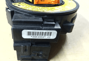 Toyota Avensis T25 Corolla Verso 03-08 tasma pod kierownice 4