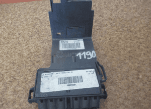 BEZPIECZNIK AKUMULATORA KLEMA 308 9663704680 8