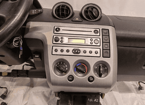 Konsola deska kokpit ford fiesta MK6 6