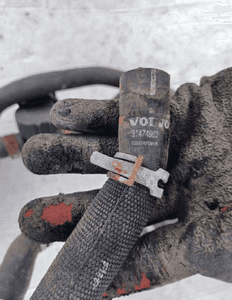 Volvo S70 V60 ii V60 2.0D wąż rurka przewód wody chłodnicy 31474983 4