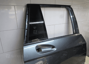 MERCEDES W204 C-KLASA KOMBI drzwi prawe tylne tył 9