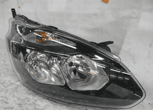 Ford transit custom czarna lampa przednia prawa 1