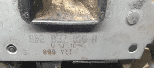 Zamek prawy przód Audi A4 B5 8D2837016A 4