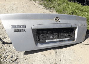 Mazda 323 s bj 98-03 Klapa tylna tył SEDAN 2