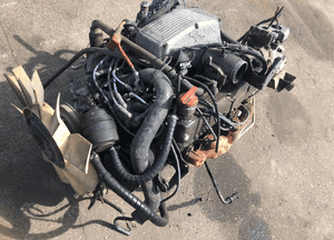 Silnik kompletny z osprzętem Range Rover Classic / Land Rover Discovery 1 I 3.5 V8 2