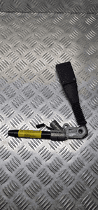 Bmw E70 E71 napinacz pasa lewy przód 3065663 2