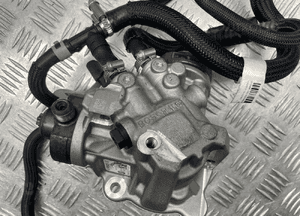 Bmw F10 F25 F30 układ paliwowy listwa pompa wtryski 7805423 7810702 7823463 9