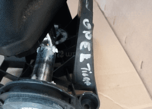 Wybierak lewarek biegów mieszek gałka Opel Tigra B II 2