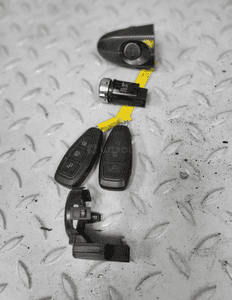 2X KLUCZYK KLUCZYKI PILOT KeyLess Wkładka Blokada Ford Mondeo Mk4 IV lift 1