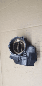 Przepustnica VW Passat B6 2.0 TDI 03G128063G 2