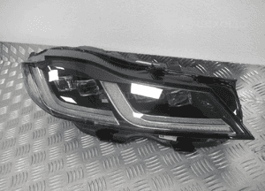 Lampa przednia przód prawa jaguar xf X260 jaguar f-pace X761 svr lift full led 2020- 2