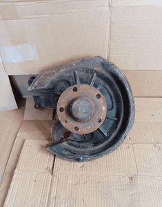 Zwrotnica piasta prawy tył tylna prawa VW Golf V 5 1K0436N 1