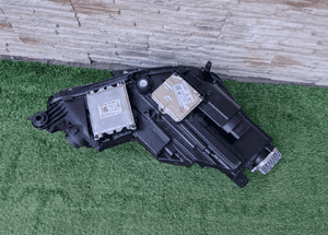 Lampa audi A4 B9 8W0941035 nowa 5