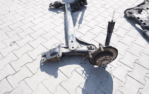 BELKA ZAWIESZENIA TYŁ SKODA OCTAVIA 3 III HB 3