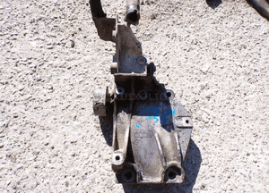 Wspornik alternatora alfa romeo 159 1.9 m-jet 8V 55197248 1